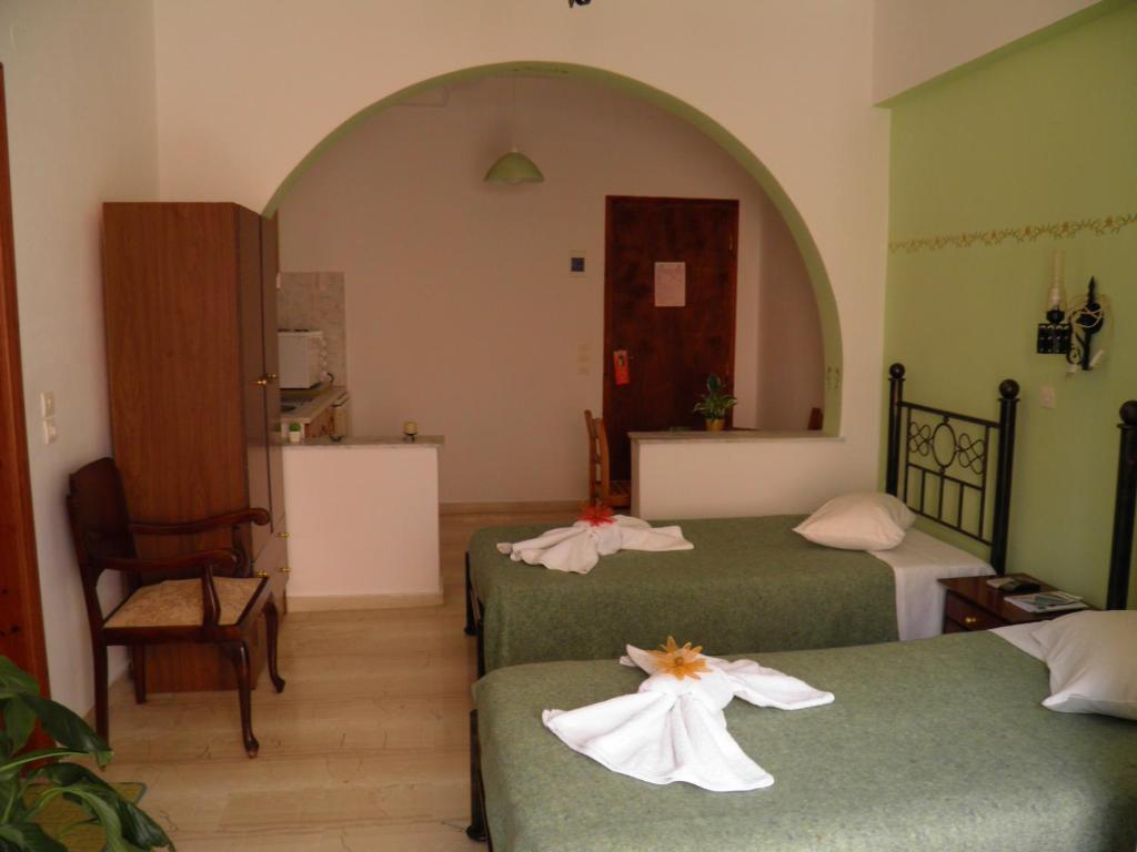 Mirsini Pansion Hotel Karterádos Exterior foto